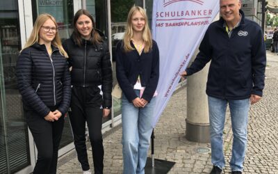 Antonianer beim internationalen Finale des Planspiels Schulbanker in Berlin